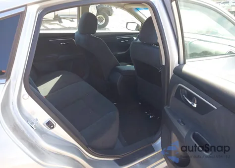 2015 Nissan Altima 2.5 S from USA, damaged, VIN 1N4AL3AP7FN305912